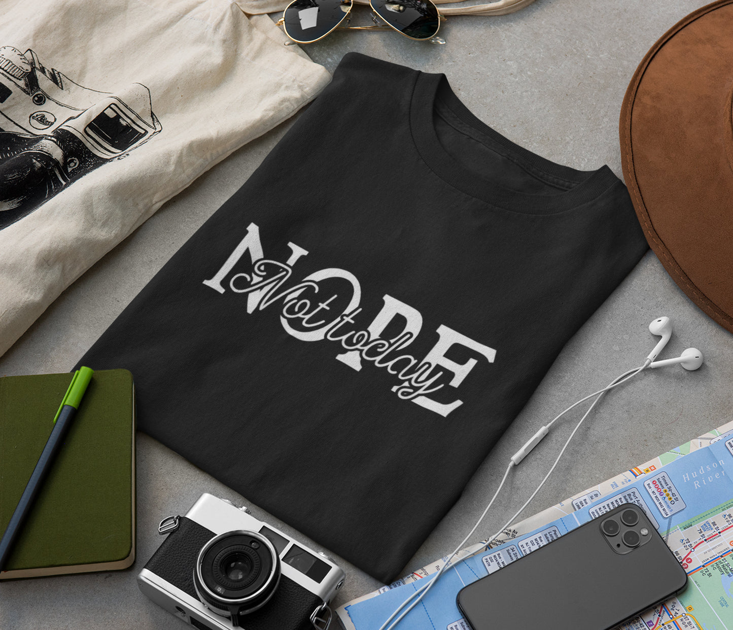 Marškinėliai "Nope, not today" – spaudos detalė su aiškia, humoristine žinute