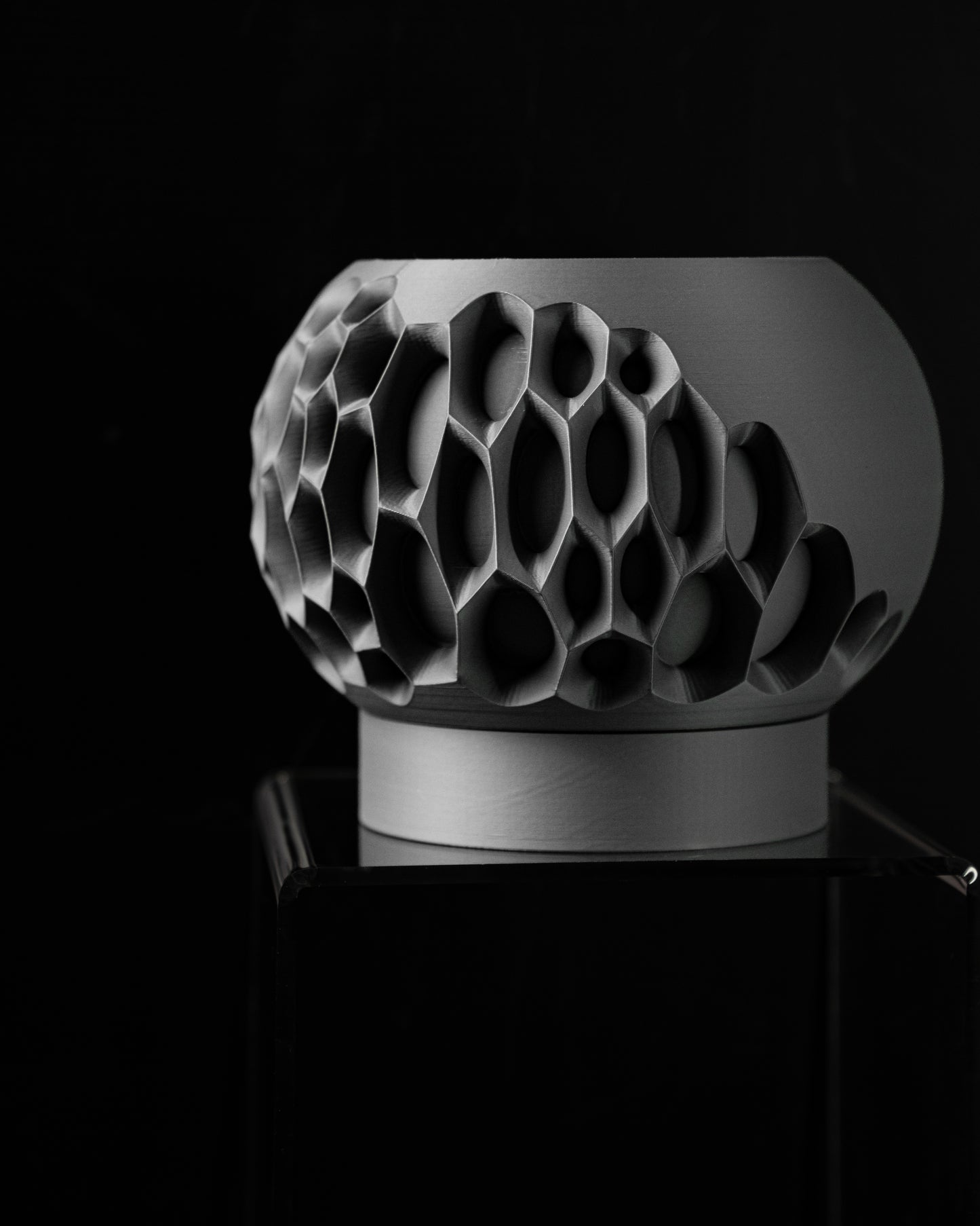 Modernus vazonas „Virus“