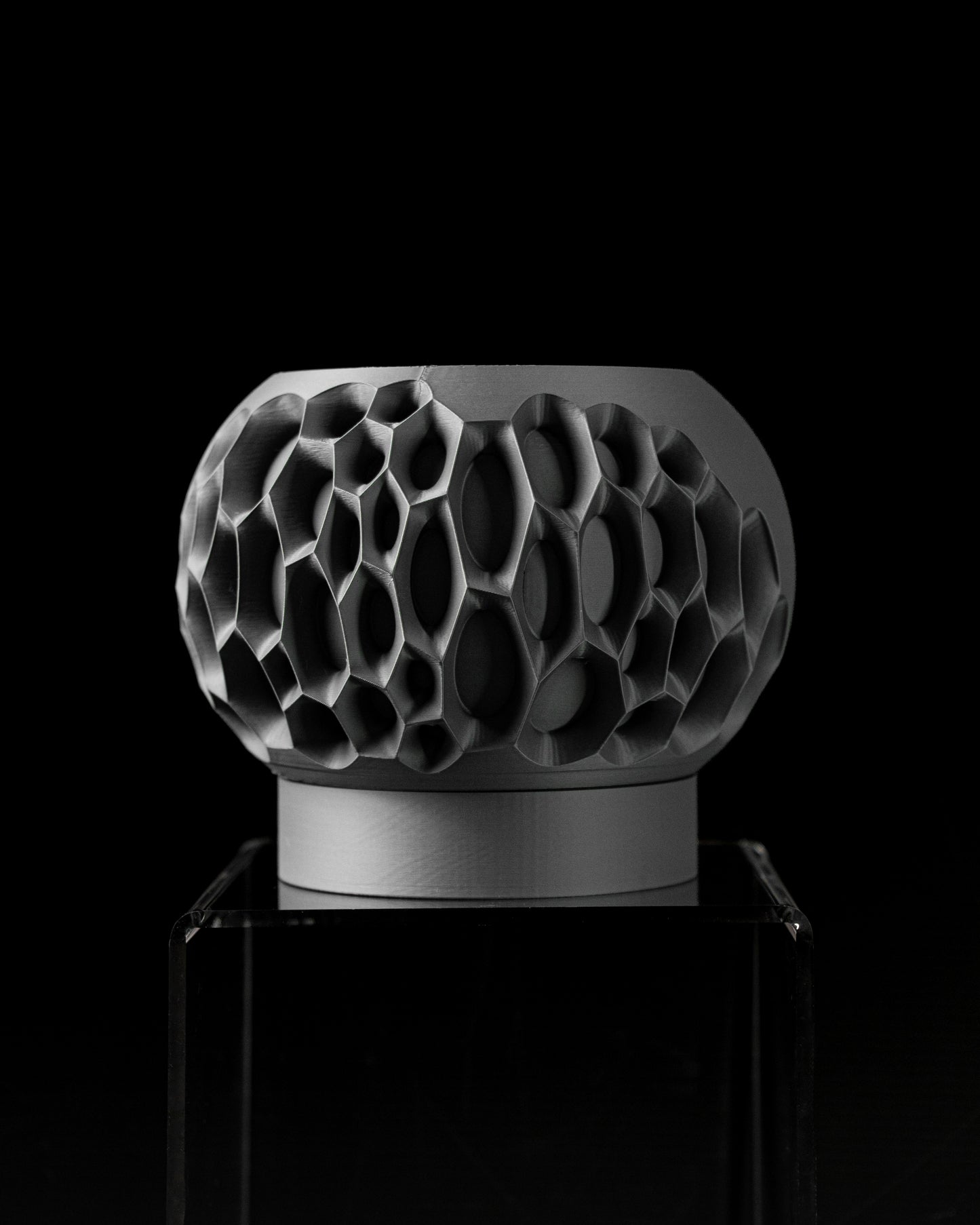 Modernus vazonas „Virus“