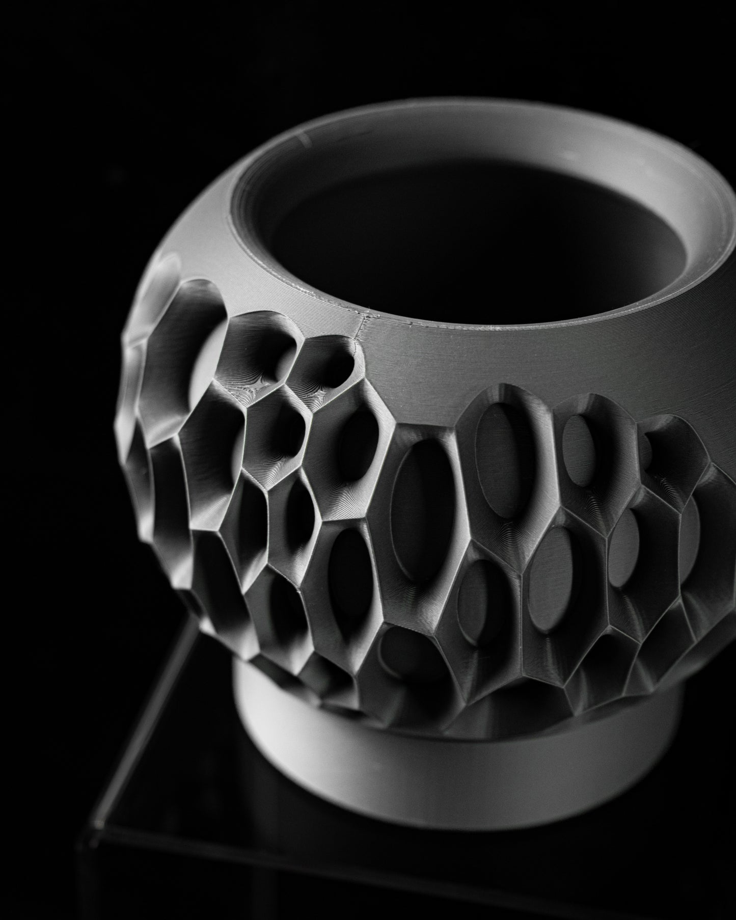Modernus vazonas „Virus“
