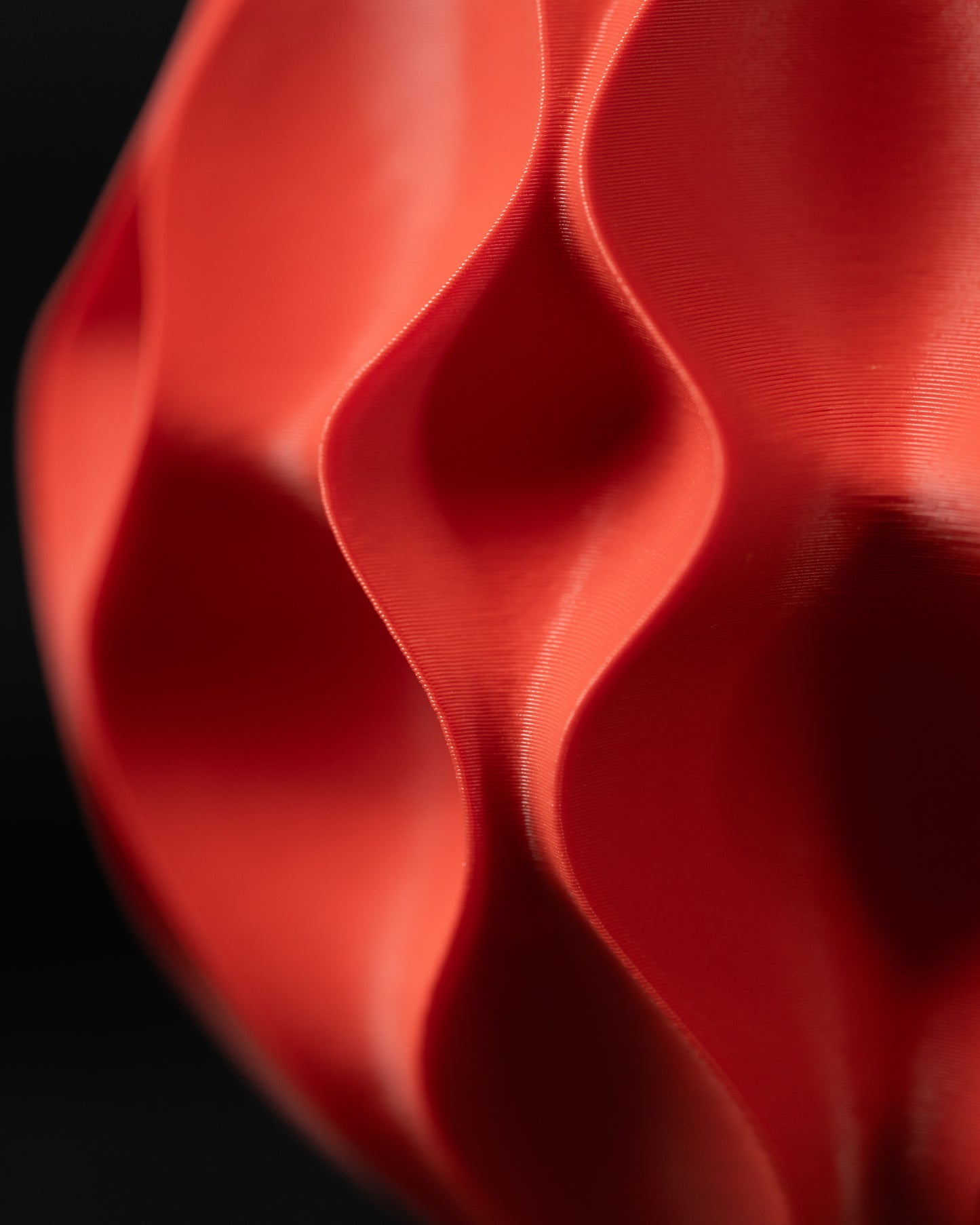 Šiuolaikiška Moderni 3D spausdinta vaza „Abyssal“