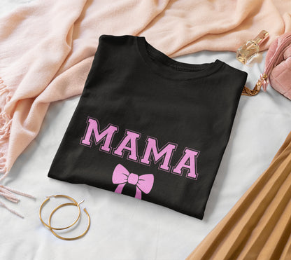 Marškinėliai „Mama su vaikų vardais ant rankovės“ – spaudos detalė ant rankovės